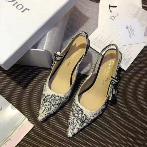 Туфли-босоножки женские Christian Dior с рисунком на среднем каблуке коллекция лето 2021
