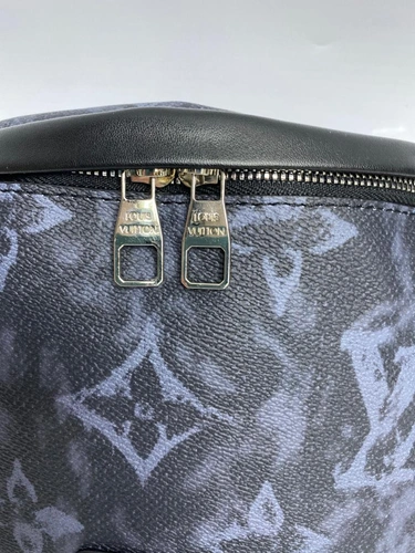 Поясная сумка Louis Vuitton из канвы Monogram черно-серая 46/19 фото-7