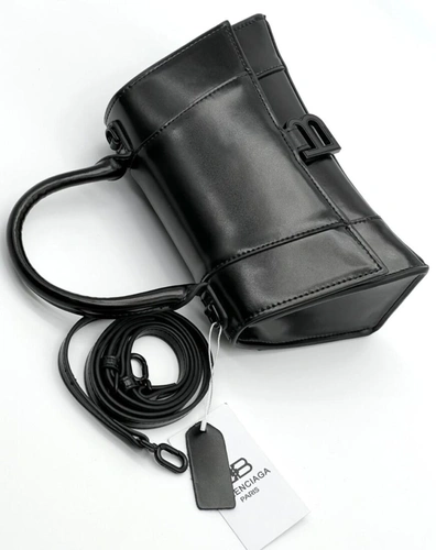 Женская кожаная сумка Balenciaga Hourglass A107820 чёрная 23/14 см фото-2