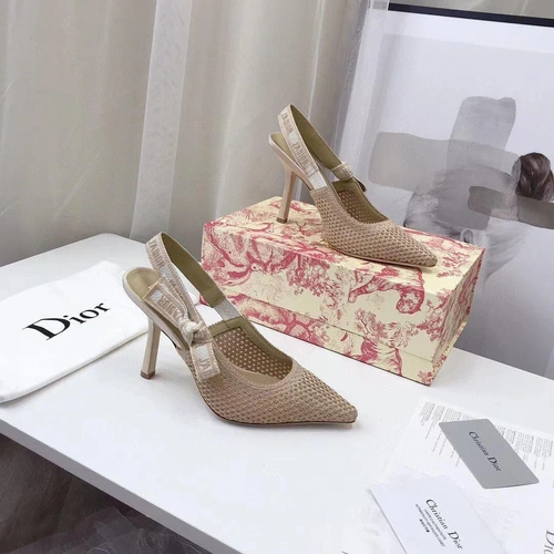 Туфли-босоножки женские Christian Dior бежевые на высоком каблуке коллекция лето 2021 фото-3