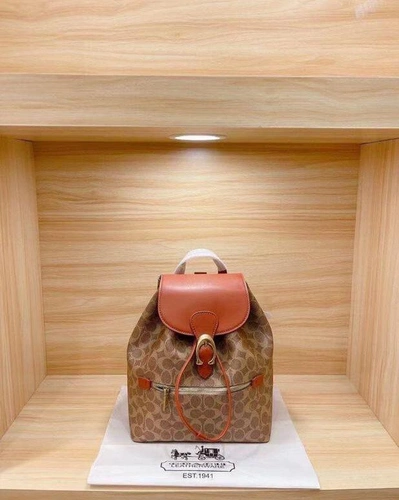 Женский рюкзак Coach из канвы с кожаными вставками коричневый 28/24 см