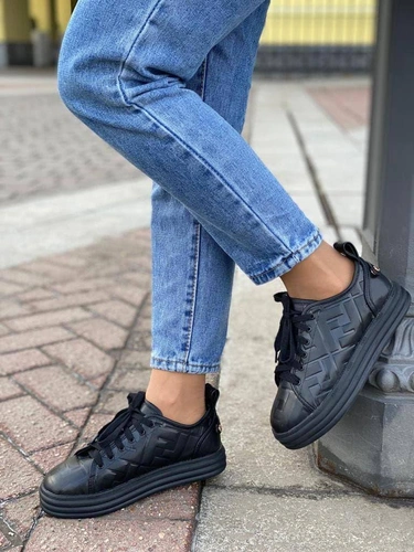 Женские кожаные кроссовки Fendi черные коллекция 2021-2022 фото-4