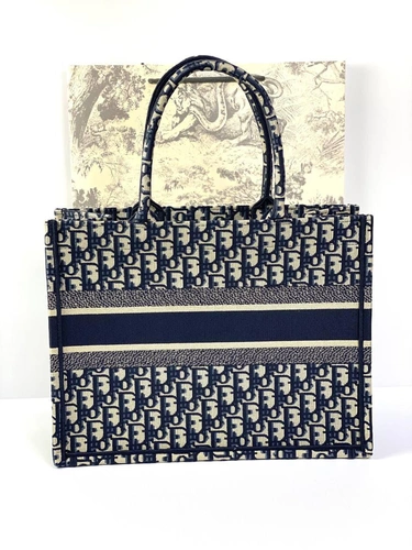 Женская сумка Dior Book Tote среднего формата с рисунком-монограммой синего цвета 36,5/28/17,5 см качество премиум-люкс фото-5