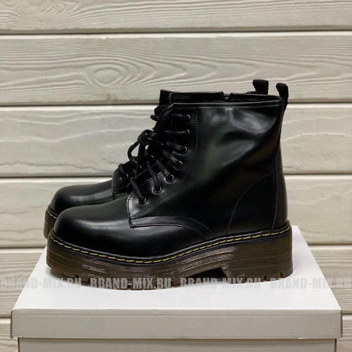 Зимние Мартинсы ботинки Dr Martens 1460 Jadon на платформе с мехом чёрные фото-3