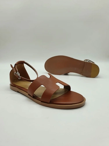 Босоножки женские Hermes Chypre Sandals A110041 кожаные коричневые фото-3
