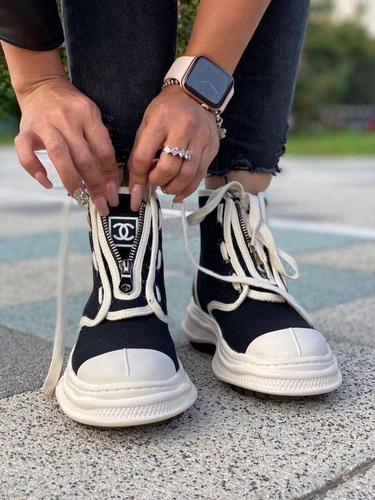 Кроссовки женские Chanel черно-белые A55018 фото-2