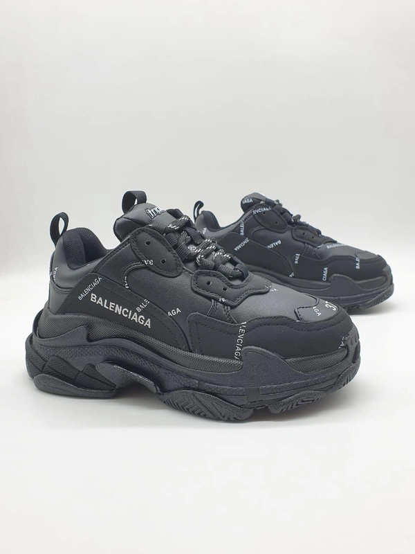 Кроссовки женские Balenciaga Triple S черные кожаные