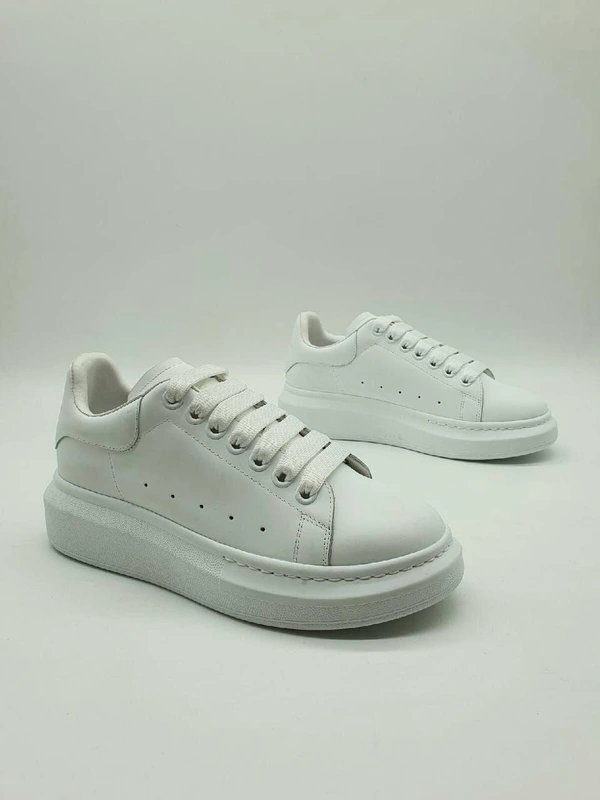 Кроссовки Alexander McQueen Oversized Larry White фото-4