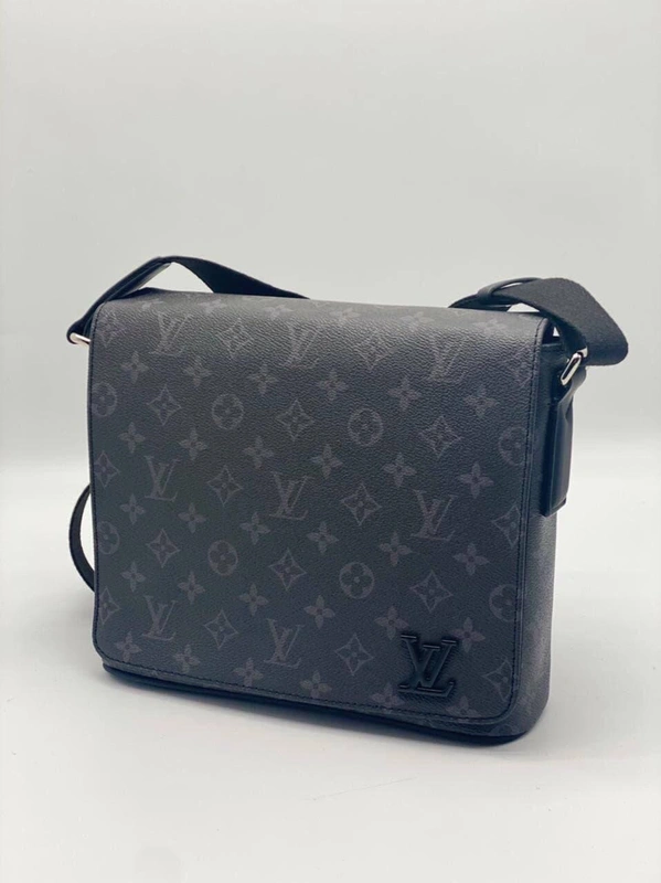 Мужская сумка Louis Vuitton черная 25/21 коллекция 2021-2022 A66280 фото-3