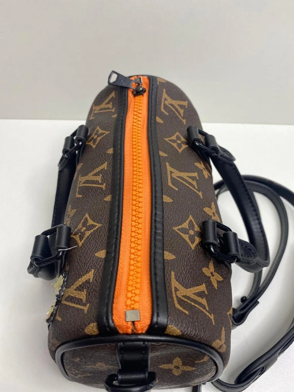 Женская сумка Louis Vuitton из канвы Monogram коричневая 20/13/9 см фото-2