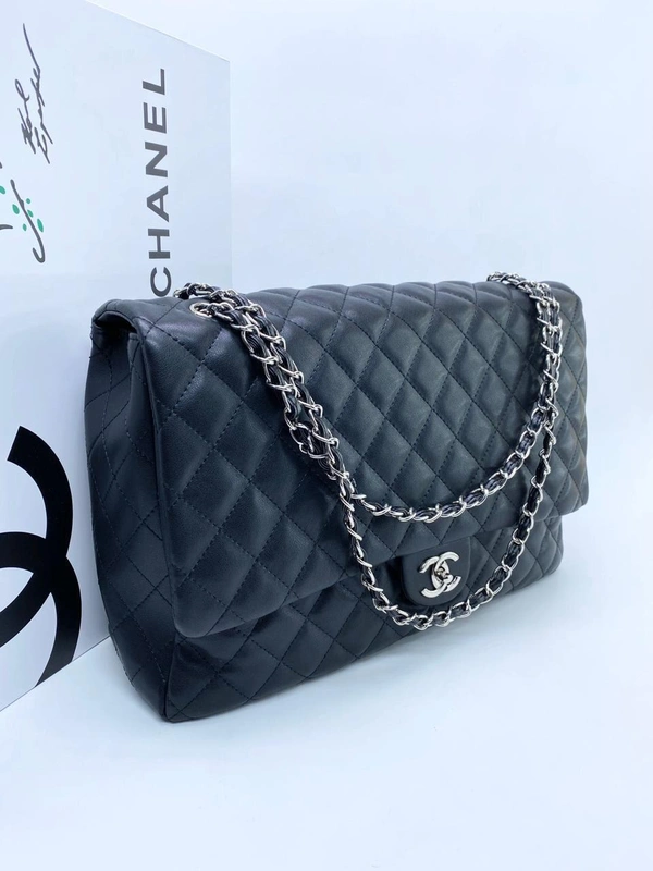 Женская кожаная сумка Chanel 39x24x11 черная