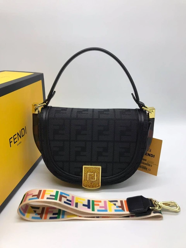 Женская сумка Fendi из монограммной ткани черная 25/17/8