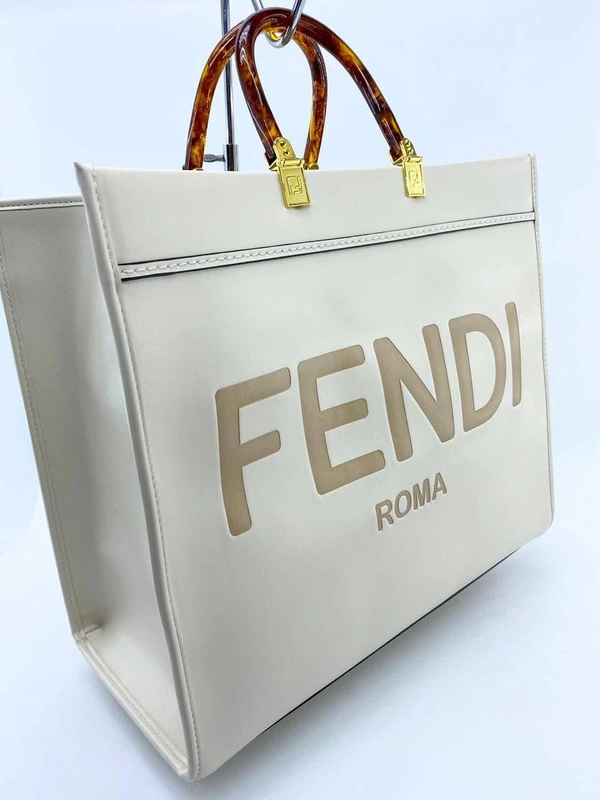 Женская сумка Fendi бежевая 39/35/20 коллекция 2021-2022