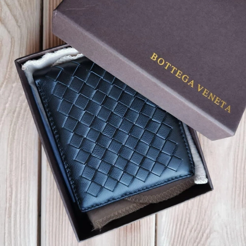 Кожаный кошелек Bottega Veneta черный без молнии