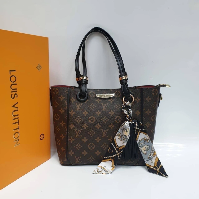 Женская кожаная сумка Louis Vuitton каштановая 28/24/16 A65488