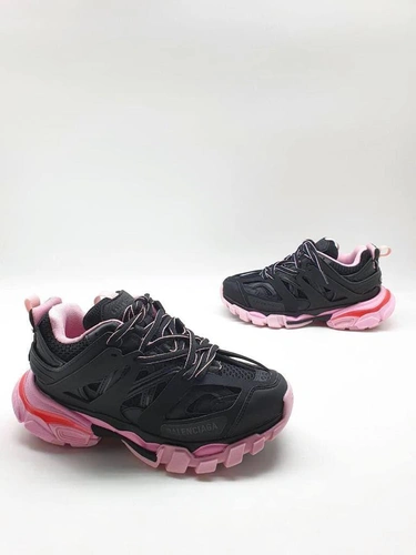 Женские кроссовки Balenciaga Track.2 черные коллекция 2021-2022 A70007