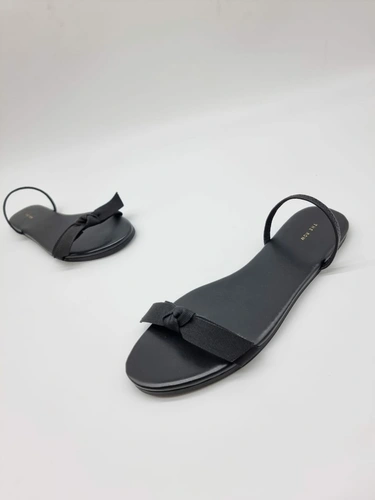 Сандалии женские The Row кожаные Bow Sandal F1356EG10BLK чёрные фото-3