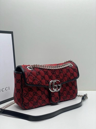 Женская тканевая сумка Gucci бордовая с рисунком-монограммой 27/15/8 см фото-4