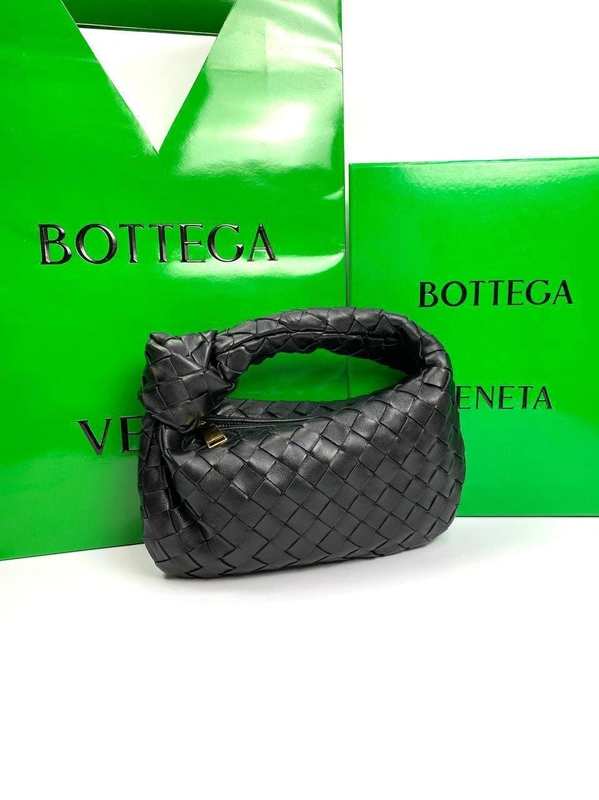 Женская кожаная сумка-тоут The Mini Jodie Bottega Veneta чёрная 24/14/5 см премиум-люкс качество