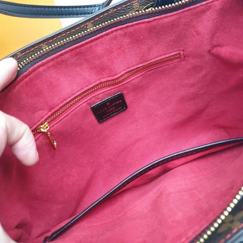 Женская кожаная сумка Louis Vuitton каштановая 28/24/16 A65488 фото-2