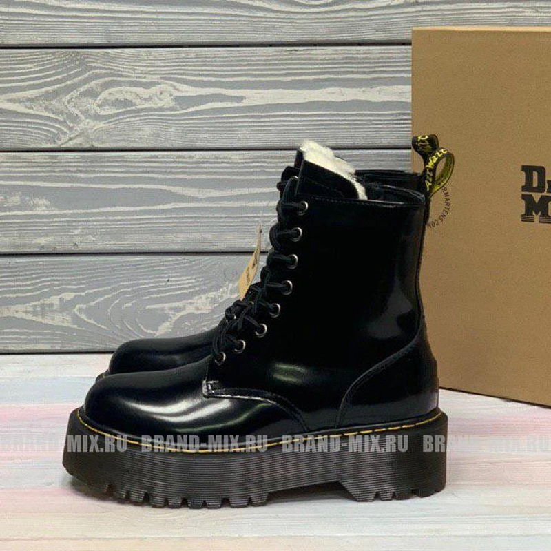 Зимние Мартинсы ботинки Dr Martens 1460 Lacquered на платформе с мехом чёрные фото-4