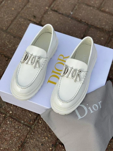 Туфли-лоферы Dior кожаные белые коллекция 2021-2022 A63158 фото-3