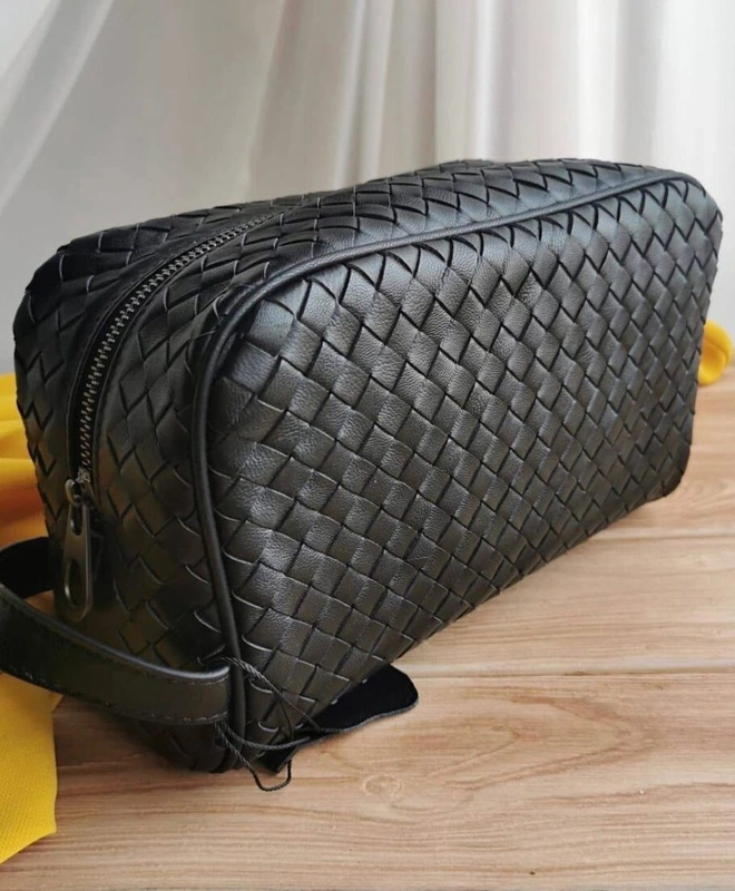 Сумка для косметики Bottega Veneta A104249 чёрная 26/15 см