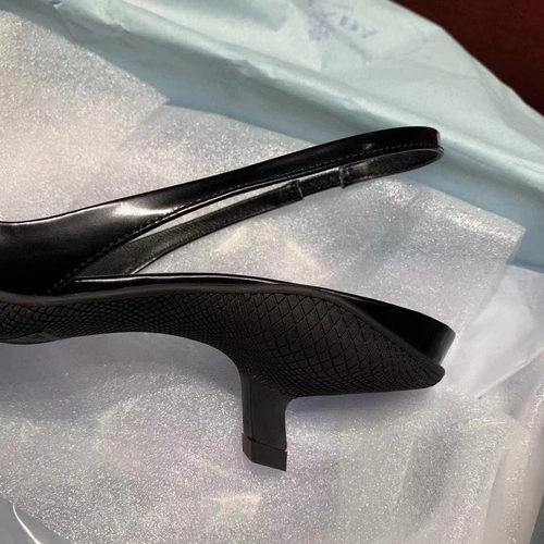 Туфли женские Prada летние с открытой пяткой черные коллекция 2021-2022 фото-7
