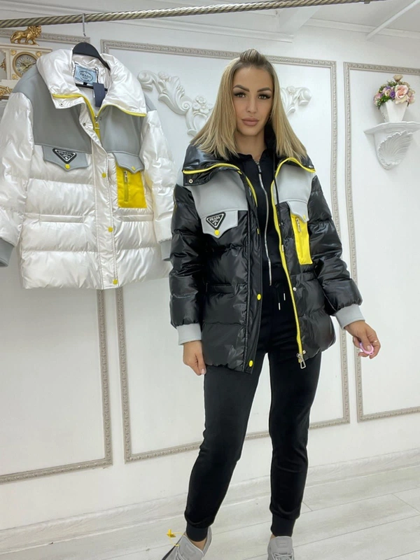 Куртка Prada черная модель-40