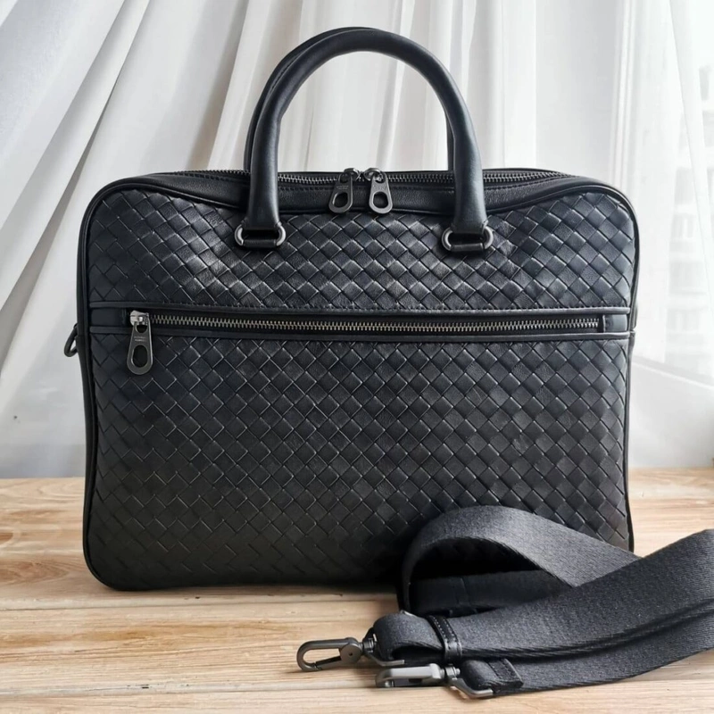 Портфель Bottega Veneta A104210 черный 36/27 см фото-5