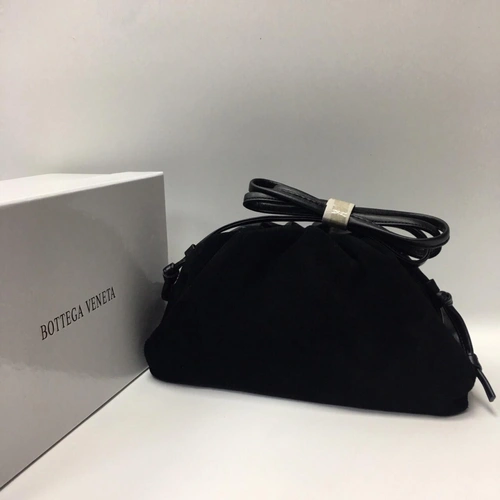 Сумка Bottega Veneta The Pouch Velour Mini Black