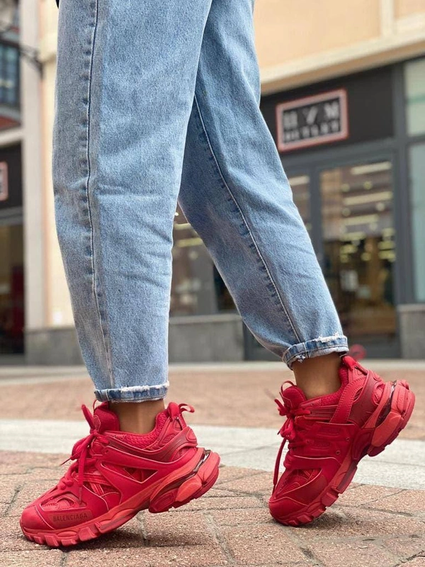 Женские кроссовки Balenciaga Track.2 красные коллекция 2021-2022 фото-5