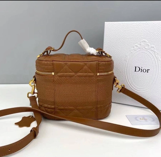 Женская кожаная сумка-косметичка Dior Travel коричневая 22/16 фото-3