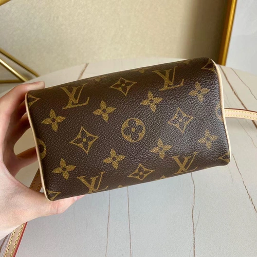 Женская мини-сумочка Louis Vuitton из канвы коричневая 16/13 см фото-2