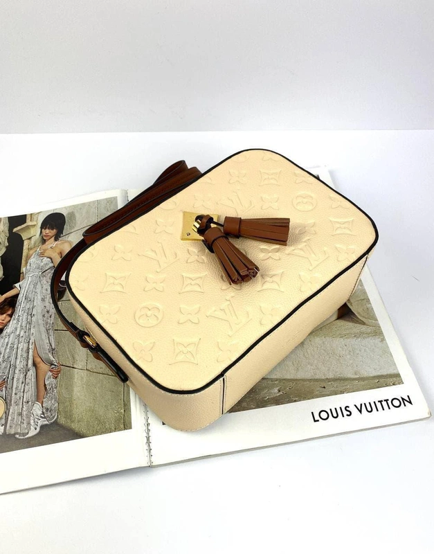 Женская сумка Louis Vuitton из канвы бежевая 22/15/7 см фото-3