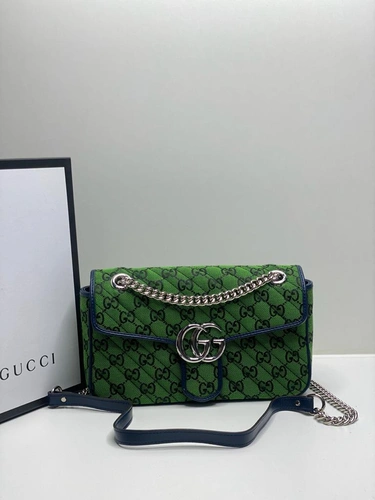 Женская тканевая сумка Gucci зелёная с рисунком-монограммой 27/15/8 см