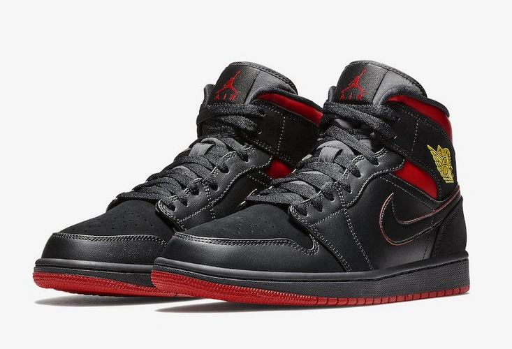 Кроссовки Nike Air Jordan 1 Retro Black/Red фото-3