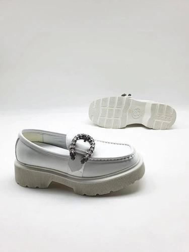 Туфли-лоферы кожаные Gucci белые коллекция 2021-2022 фото-3