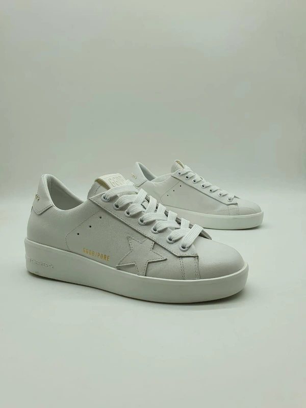 Кеды женские Golden Goose белые A51449