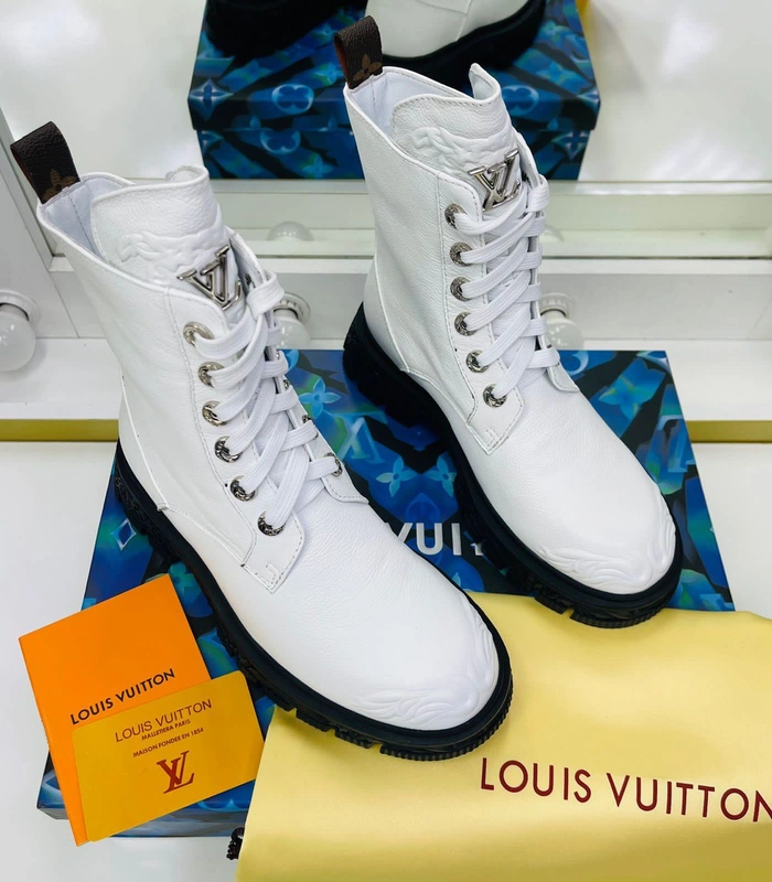 Ботинки женские Louis Vuitton белые А4962