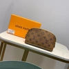 Косметичка Louis Vuitton коричнево-бежевая с рисунком-монограммой 17/12 см фото-1