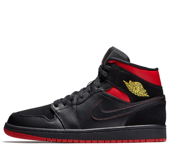 Кроссовки Nike Air Jordan 1 Retro Black/Red