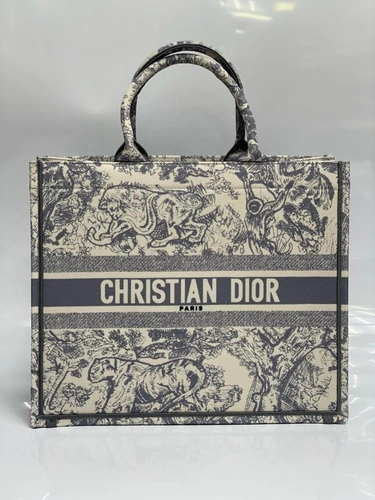 Женская сумка Dior серая из ткани с рисунком 41/33/16 см