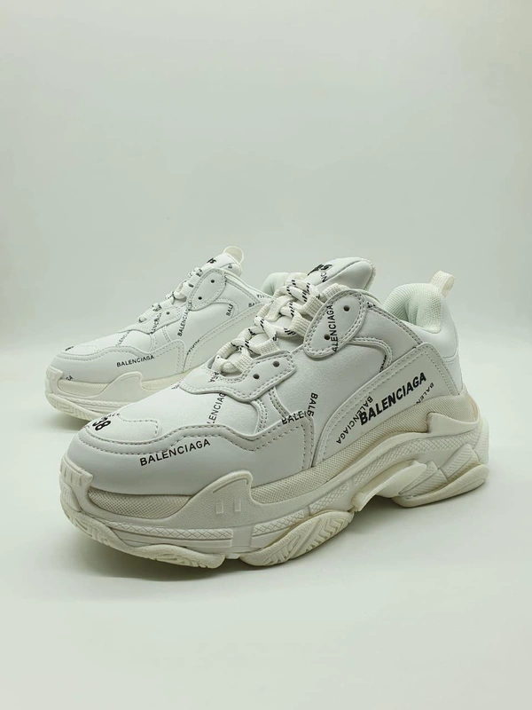 Кроссовки женские Balenciaga Triple S белые кожаные A54109 фото-3