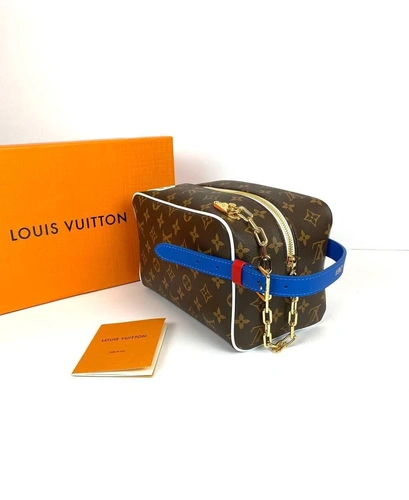 Женская сумка Louis Vuitton Cloakroom Dopp Kit LV x NBA премиум-люкс коричневая 24/15/15