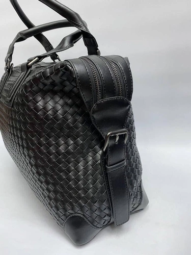 Дорожная кожаная сумка Bottega Veneta черная 45/30/15 фото-6