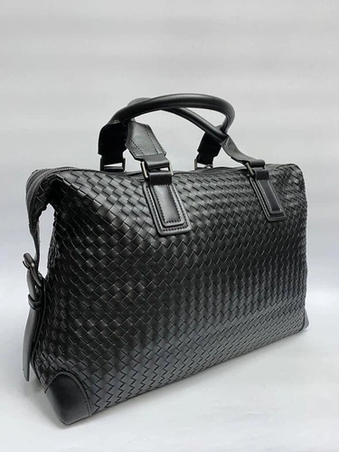 Дорожная кожаная сумка Bottega Veneta черная 45/30/15 фото-3