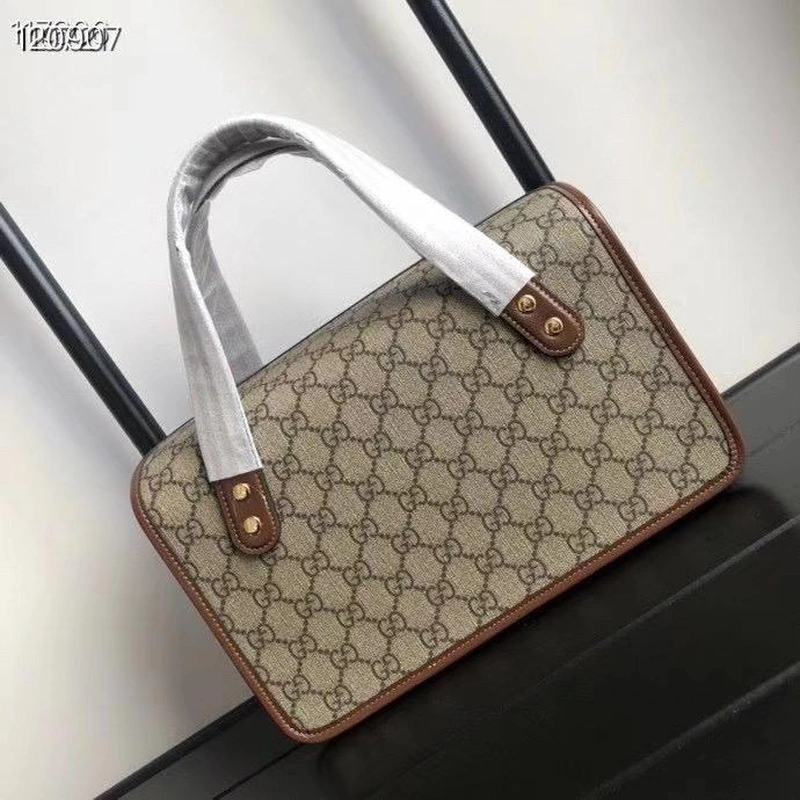 Женская кожаная сумка Gucci с рисунком и коричневыми вставками 28/17 см фото-3