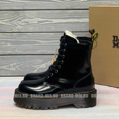 Зимние Мартинсы ботинки Dr Martens 1460 Lacquered на платформе с мехом чёрные фото-4