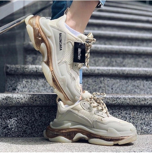 Кроссовки женские Balenciaga Triple S белые кожаные A54206 фото-2